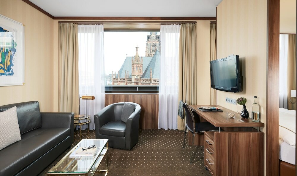 Фото Living Hotel Düsseldorf