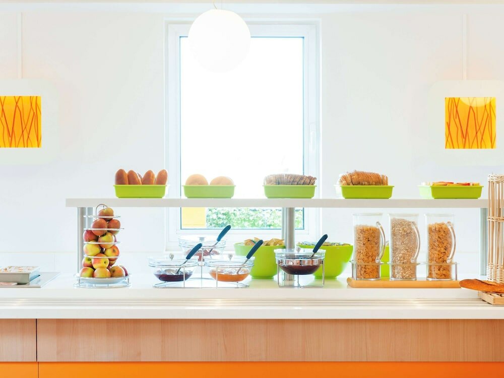 Фото Ibis Hotel Brussels Airport