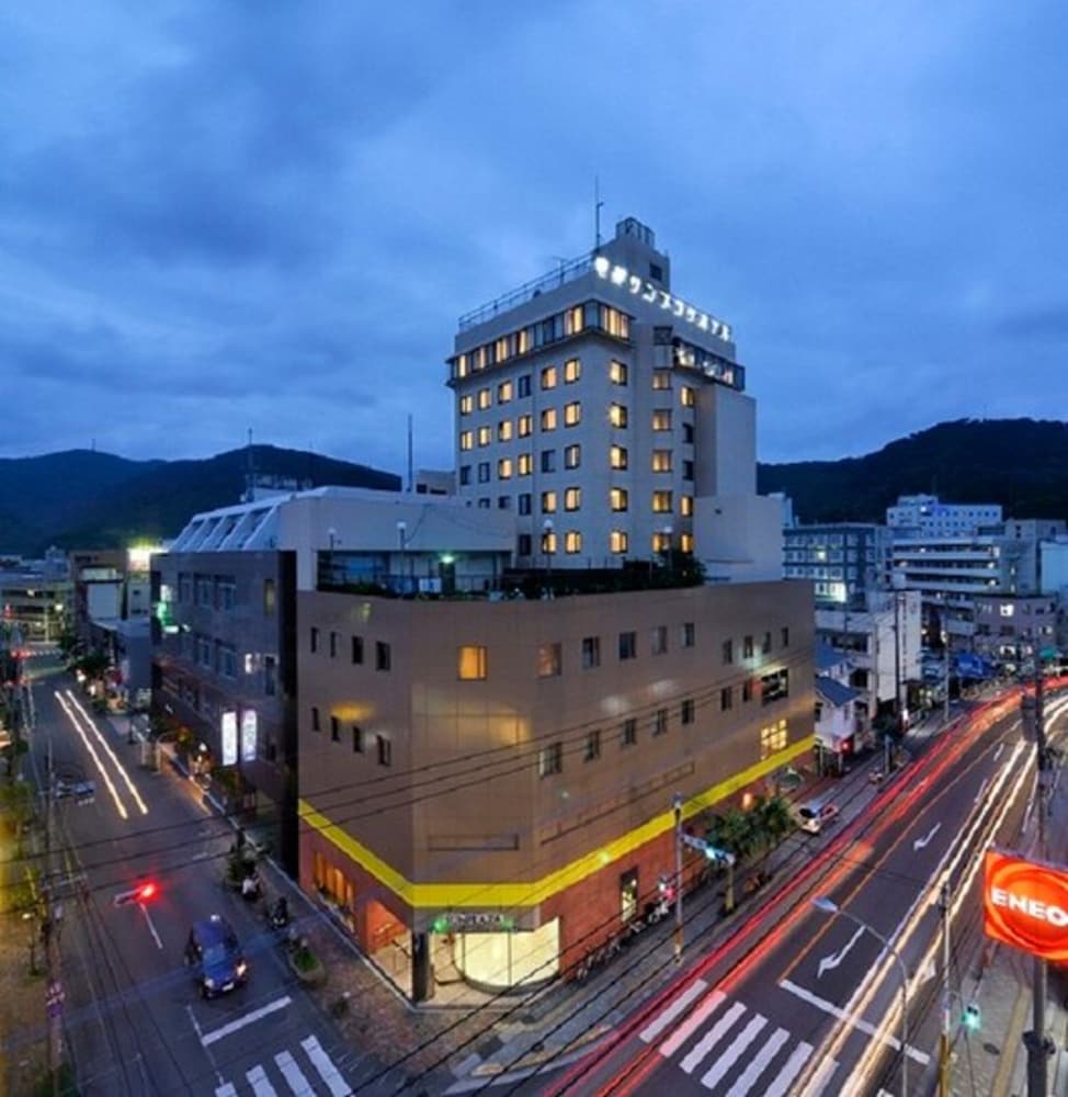 Фото отеля 1