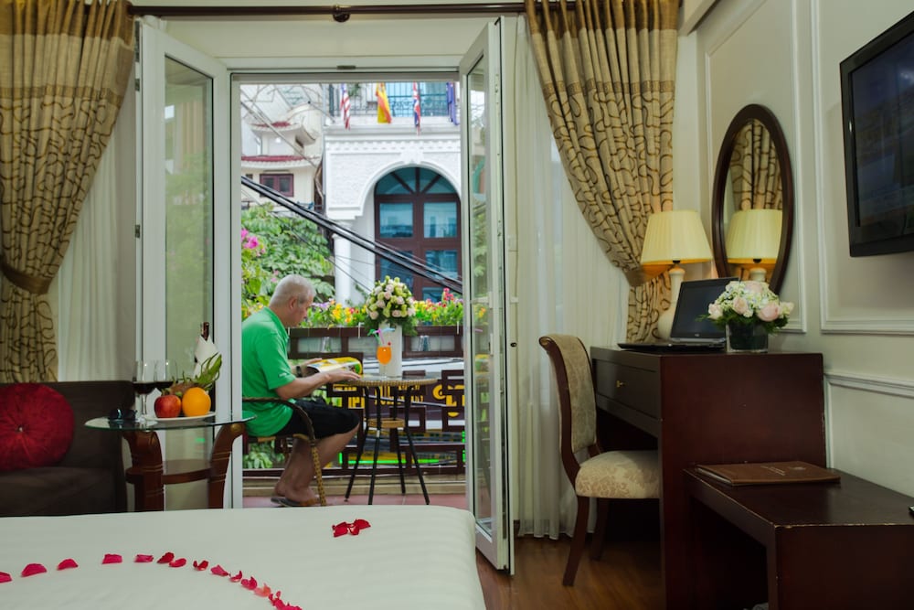 Фото Hanoi Paradise Hotel & Travel