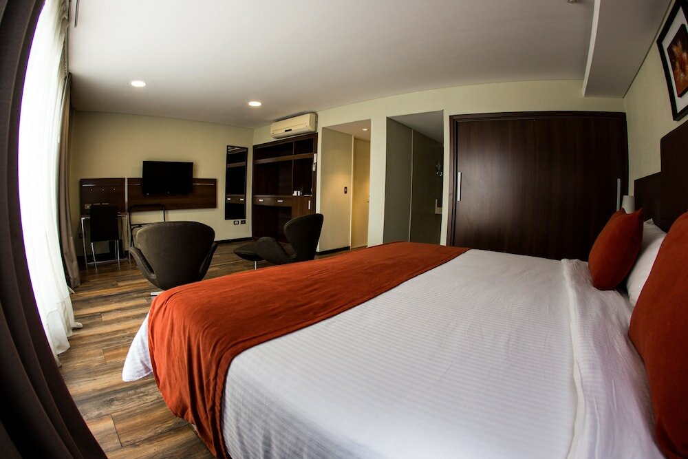 Фото Howard Johnson by Wyndham Cordoba