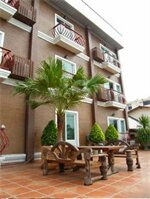 Фото The Red Balcony Inn