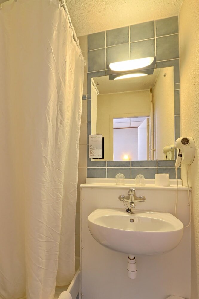 Фото Campanile PRIME - Paris Ouest Boulogne Hotel