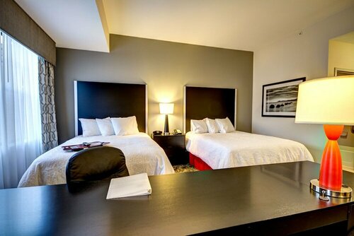 Гостиница Hampton Inn & Suites DuPont