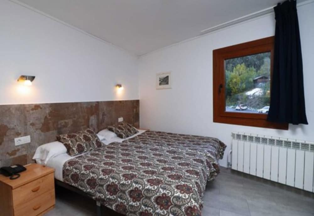 Фото Hotel Comapedrosa