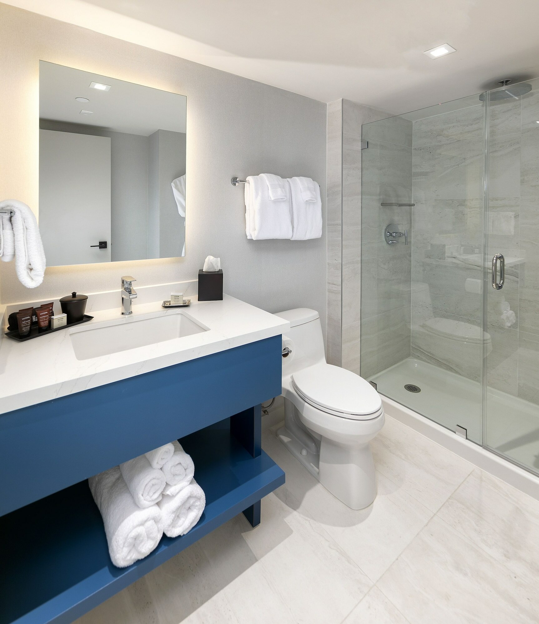 Фото La Jolla Cove Suites