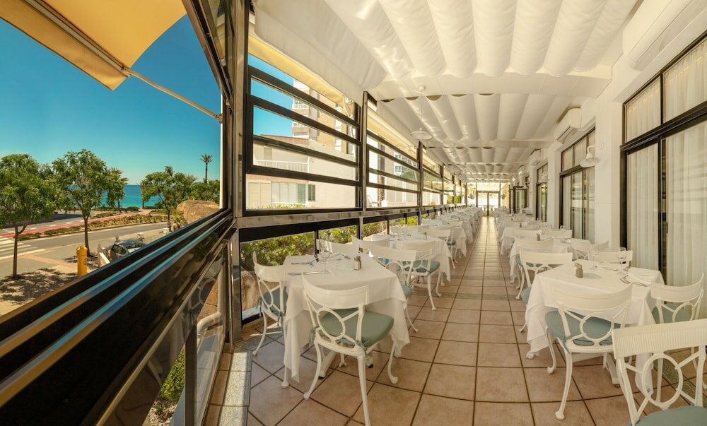 Фото Hotel Rh Corona del Mar