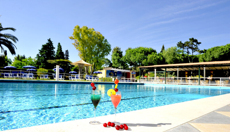 Апартаменты La Serra Holiday Village & x26; Beach Resort