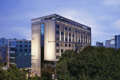 Гостиница Novotel Chennai Chamiers Road Hotel в Ченнае