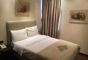 Гостиница Royal Garden Hotel