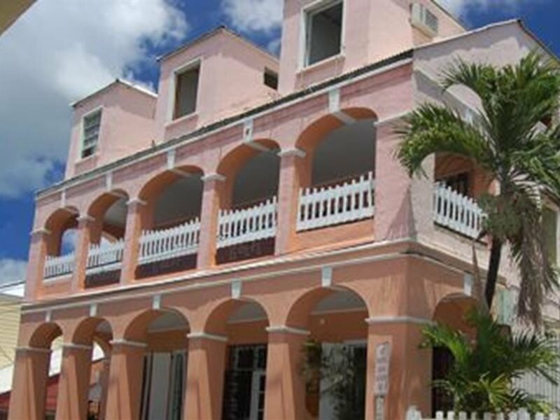 Фото Company House Hotel