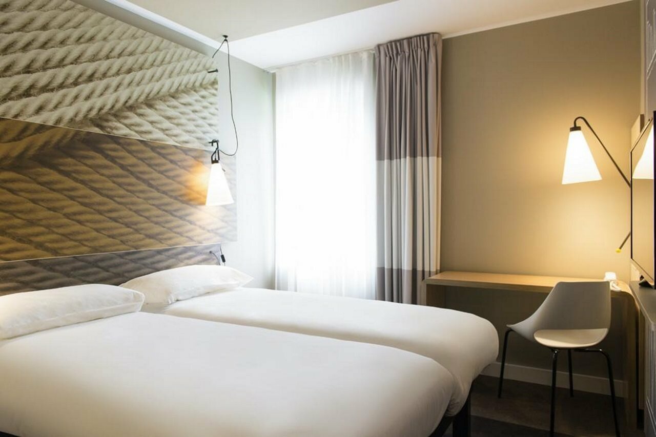 Фото отеля 3