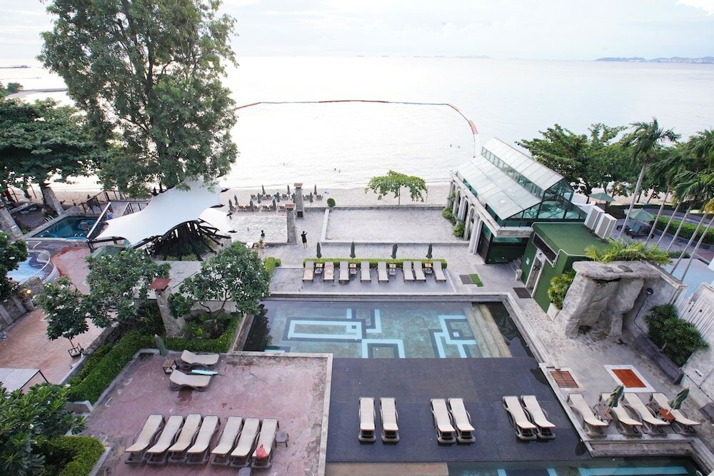 Фото Pattaya Modus Beachfront Resort