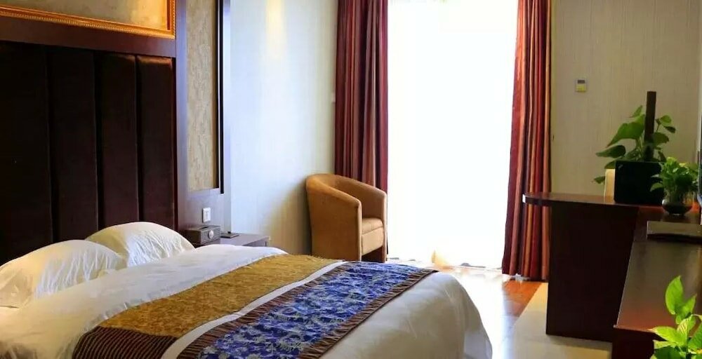 Фото Guangzhou JunYe International Hotel