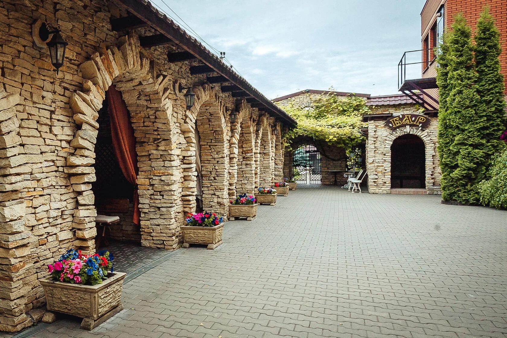 Фото отеля 2