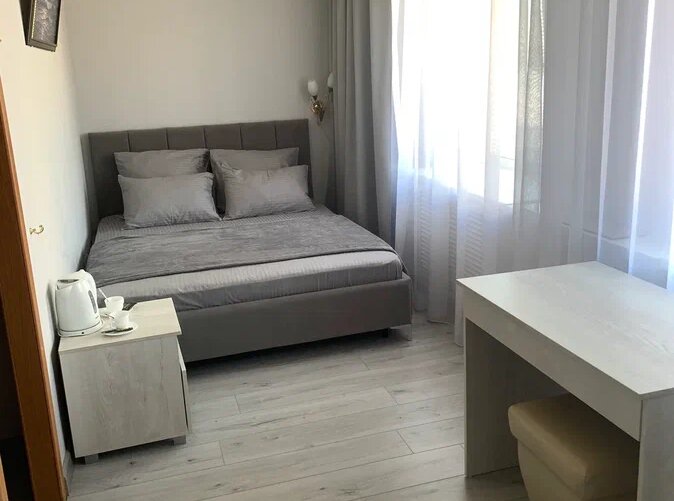 Фото У двух львов