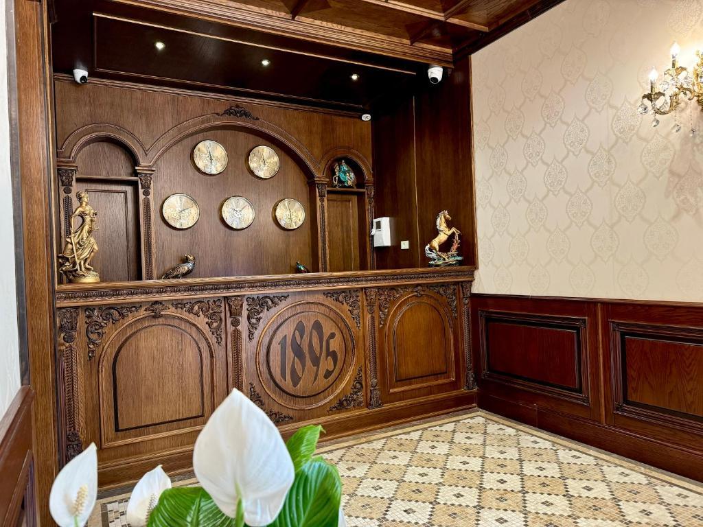 Фото Midway Baku Hotel