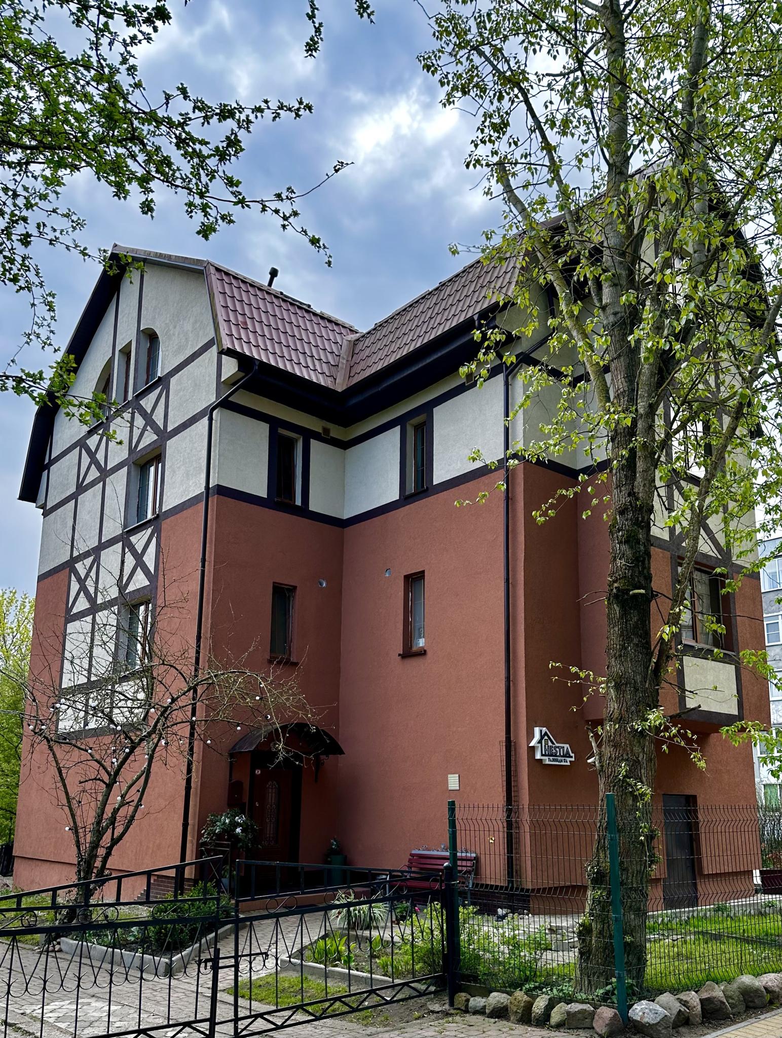 Фото отеля 2