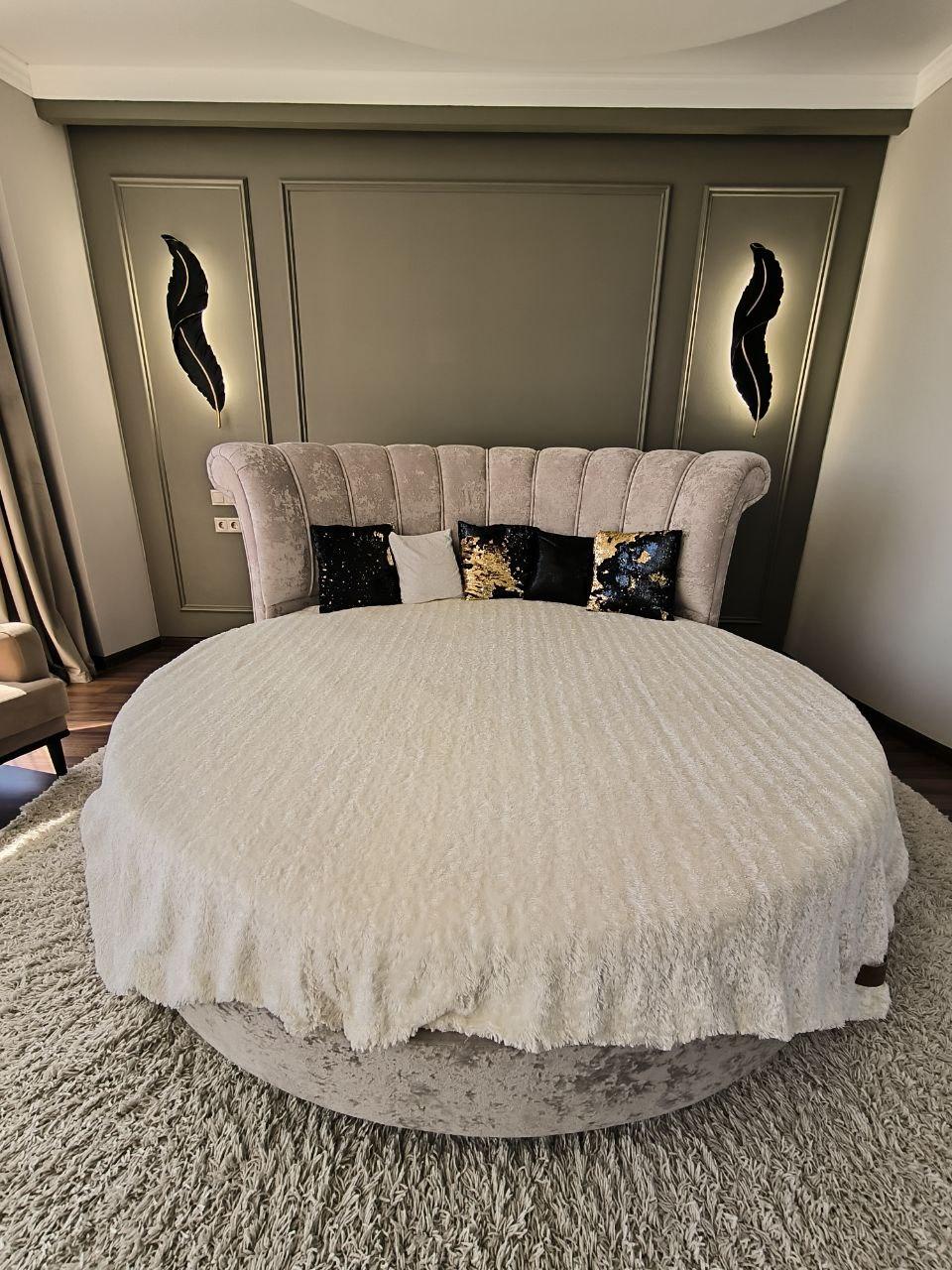 Фото Голден Стар