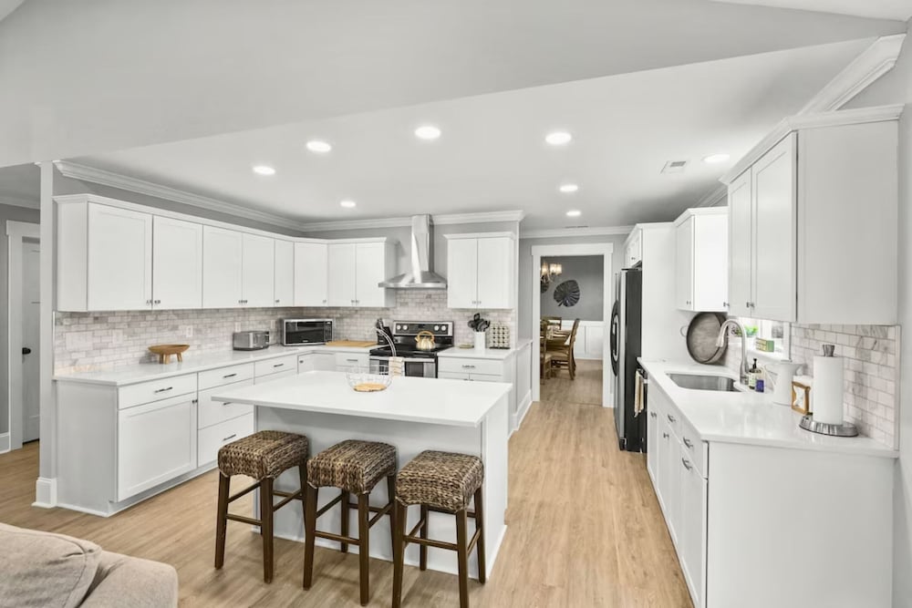 Фото Dock Days by Avantstay Swimming Platform, Dock