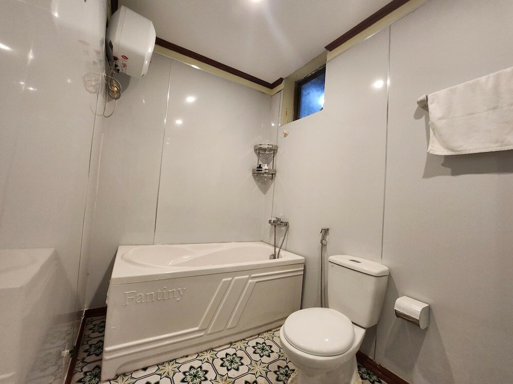 Фото Tuan Central Hotel