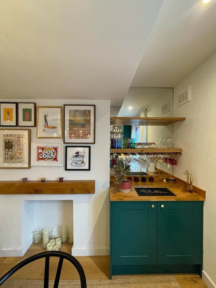 Фото Vibrant & Beautifully Decorated 1bd Flat Brixton!