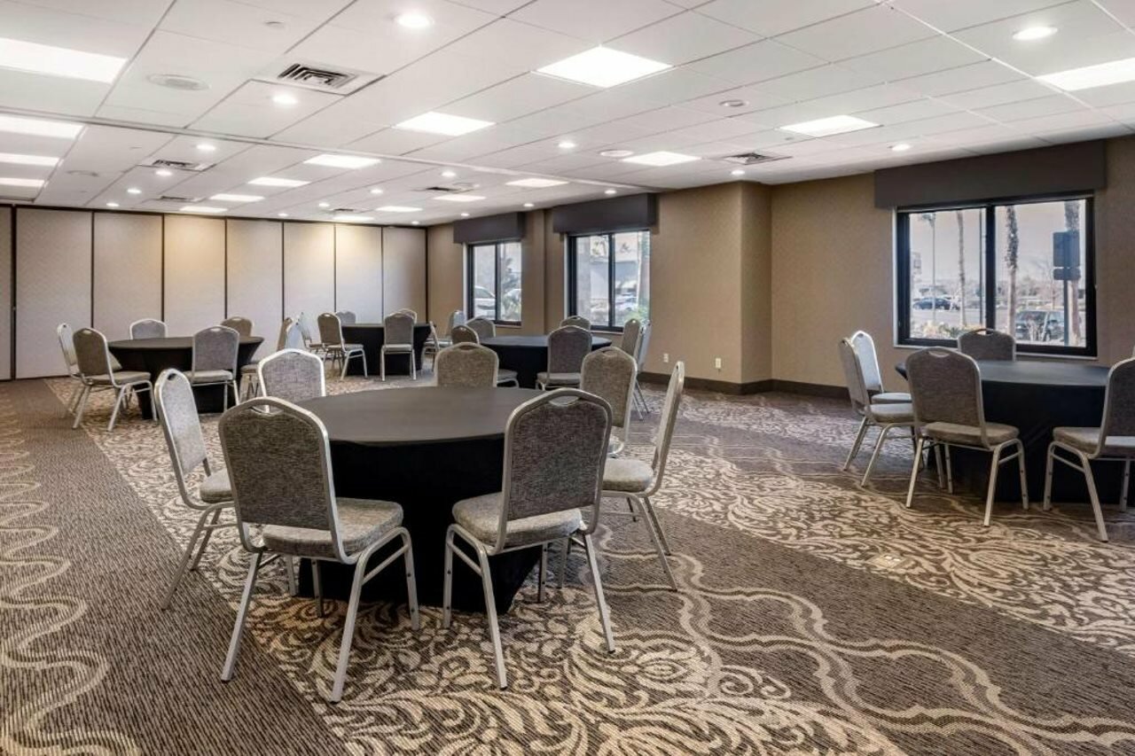 Фото Best Western Plus Las Vegas South Henderson