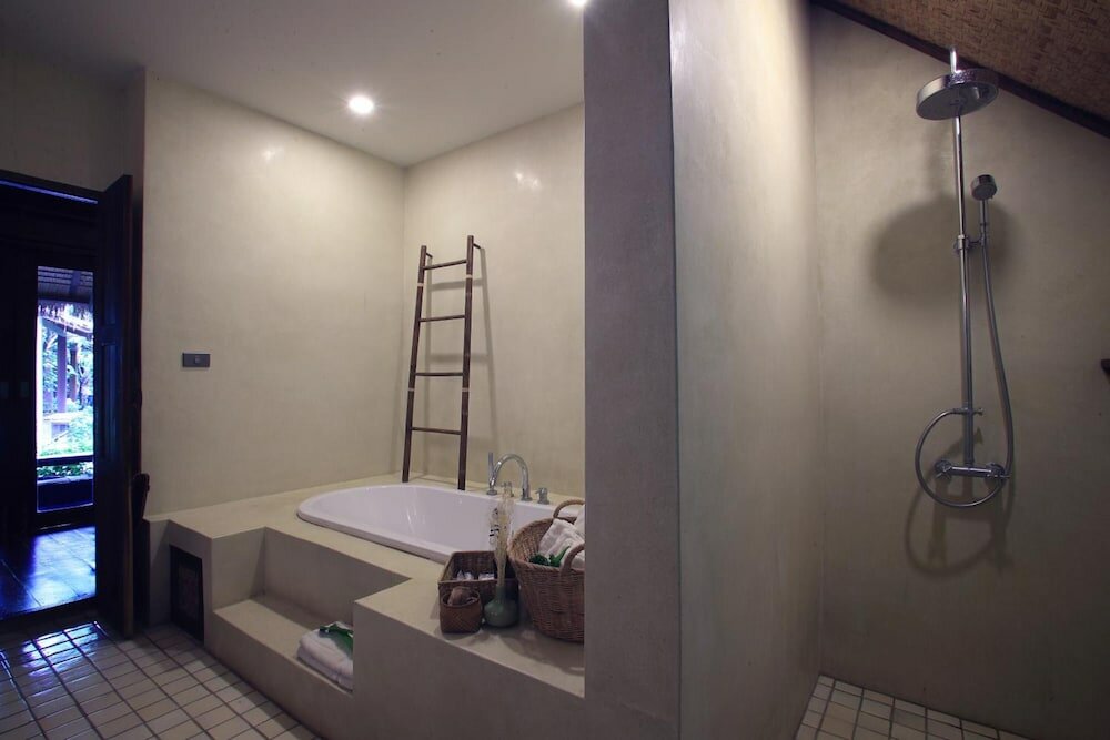 Фото Azalea Village Wellness Resort