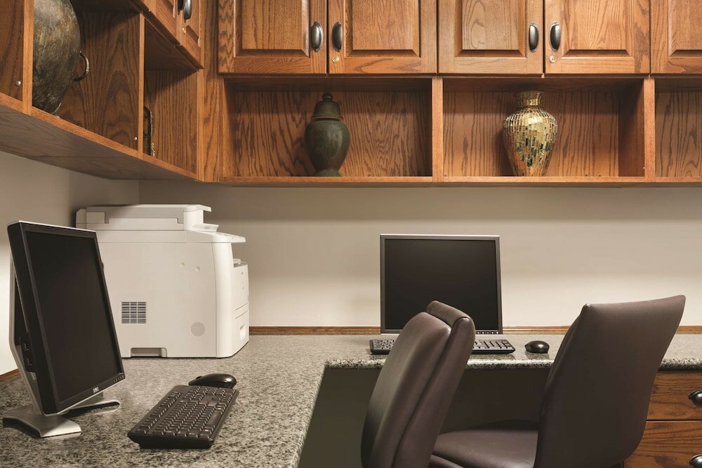 Фото Country Inn & Suites by Radisson, Bentonville South - Rogers, Ar