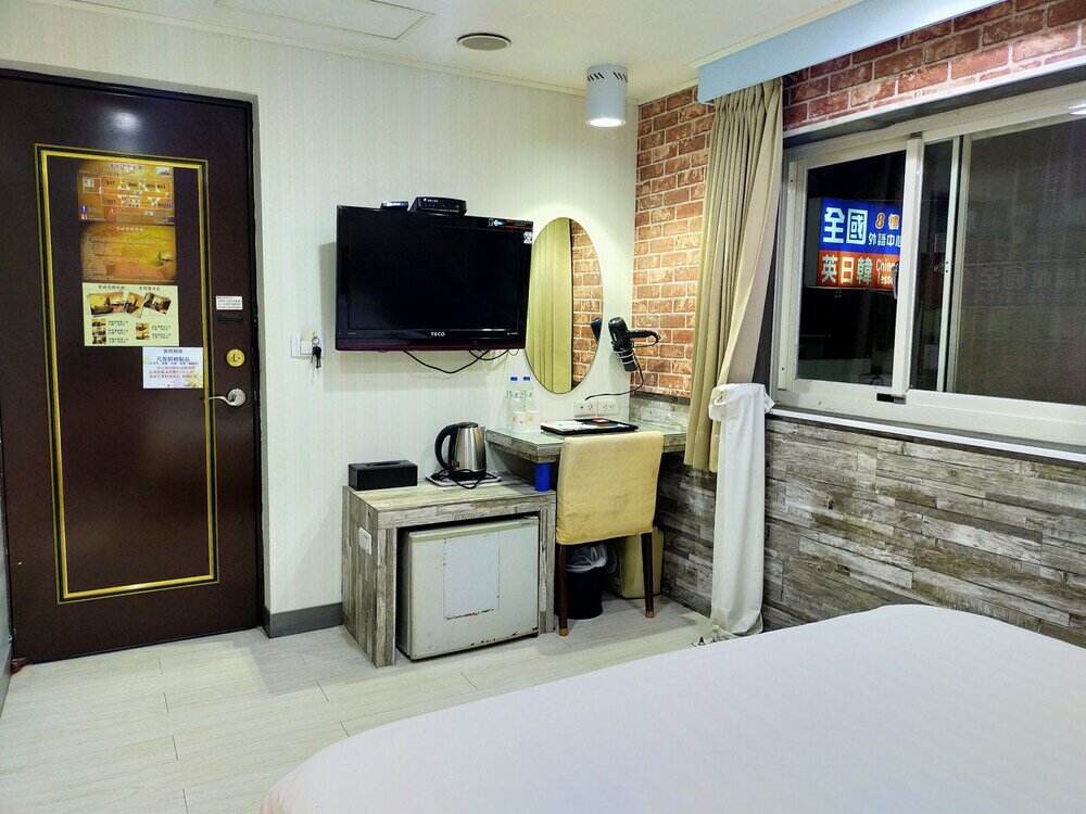 Фото Bin City Hotel