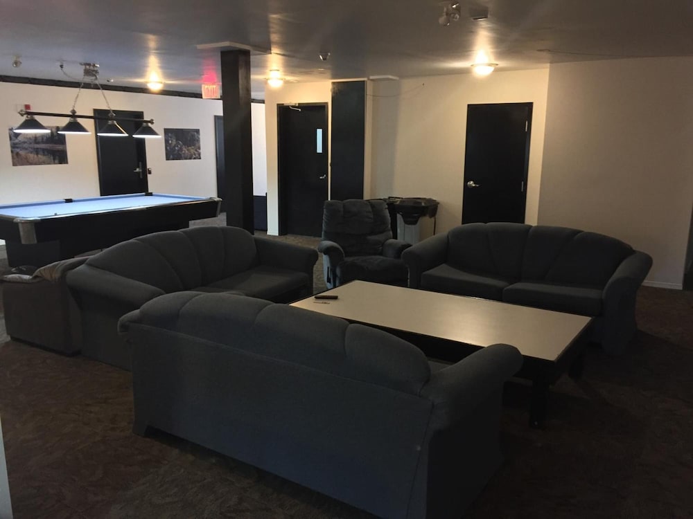 Фото Invermere Hostel