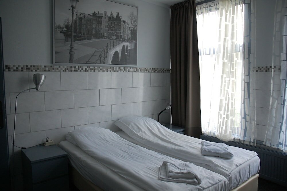 Фото Weber Hotel