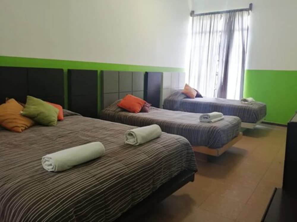 Фото Amigo Suites