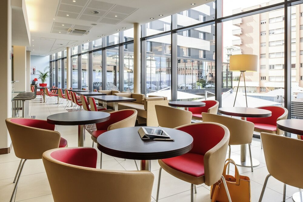 Фото ibis Lugano Paradiso Hotel