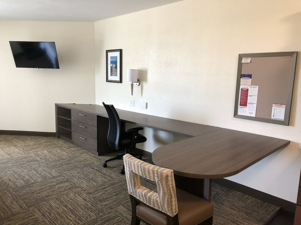 Фото Candlewood Suites Panama City Beach Pier, an Ihg Hotel