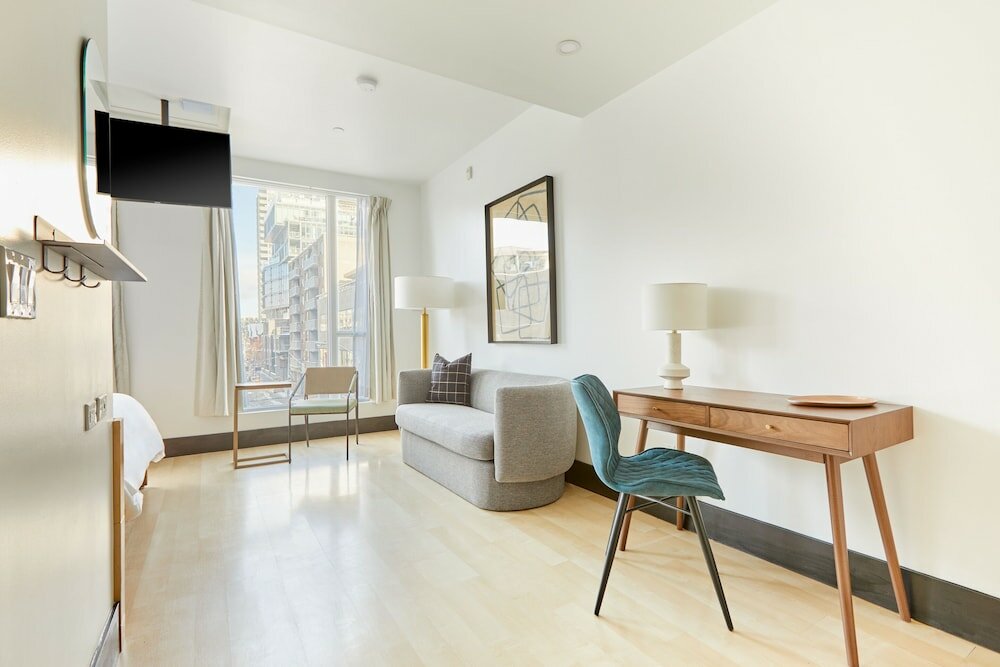 Фото The Beverley Hotel Queen West, Sonder