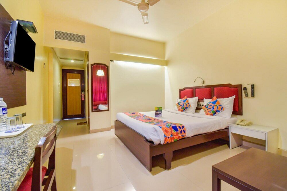 Фото Hotel Ashish Plaza