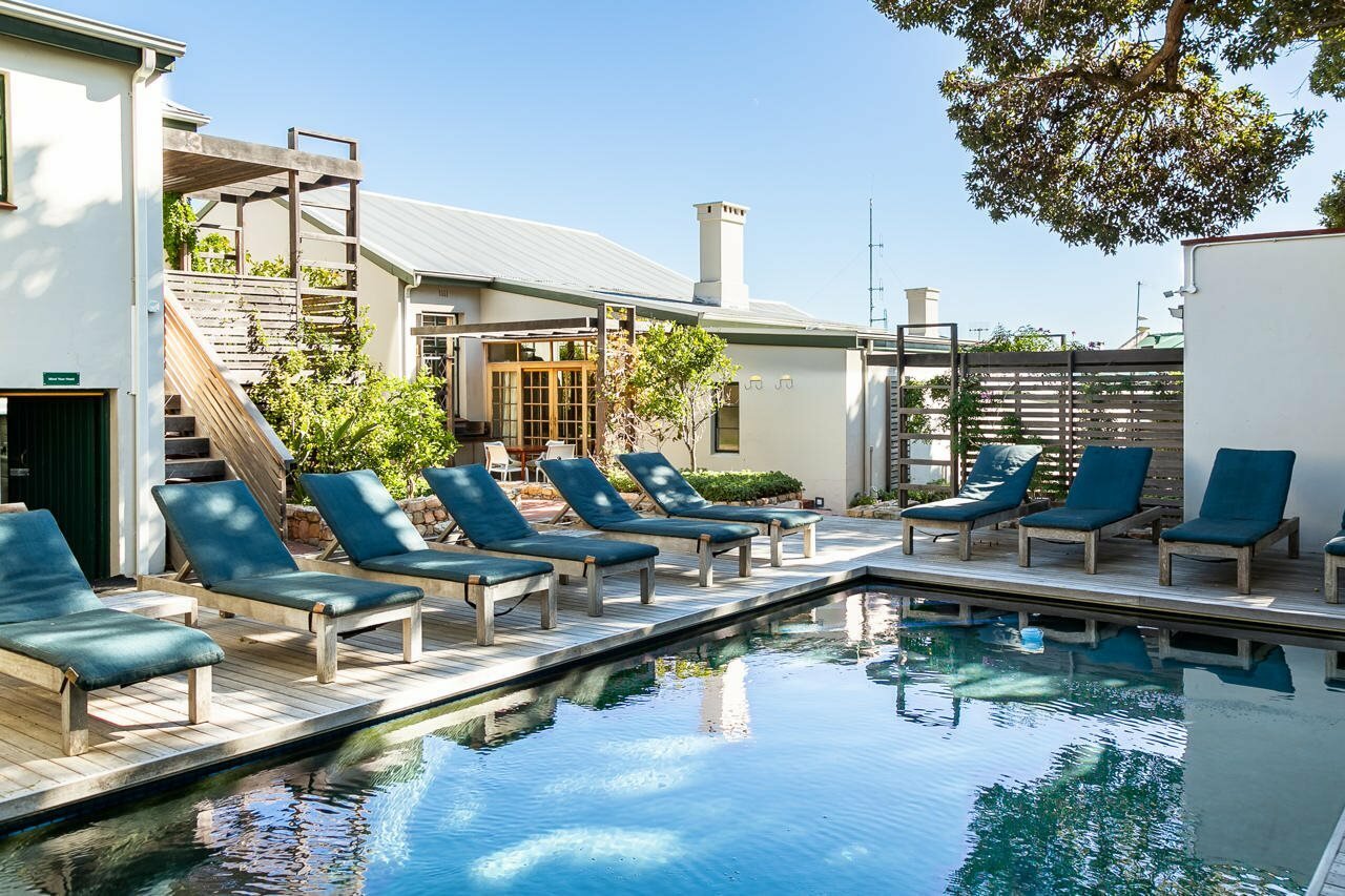 Фото Camps Bay Village