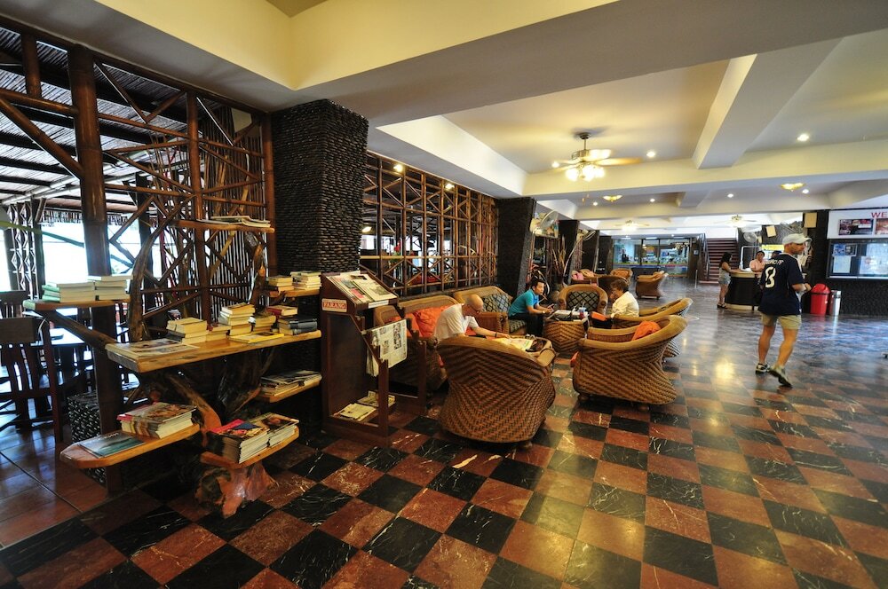 Фото Basaya Beach Hotel & Resort