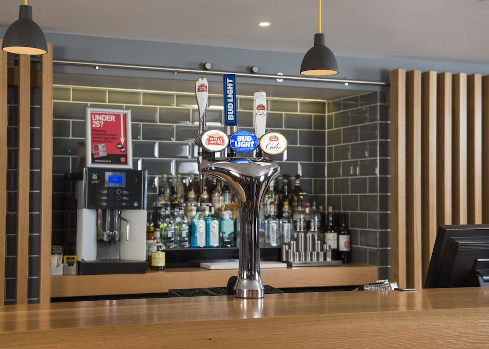 Фото Holiday Inn Express Edinburgh - Leith Waterfront, an Ihg Hotel