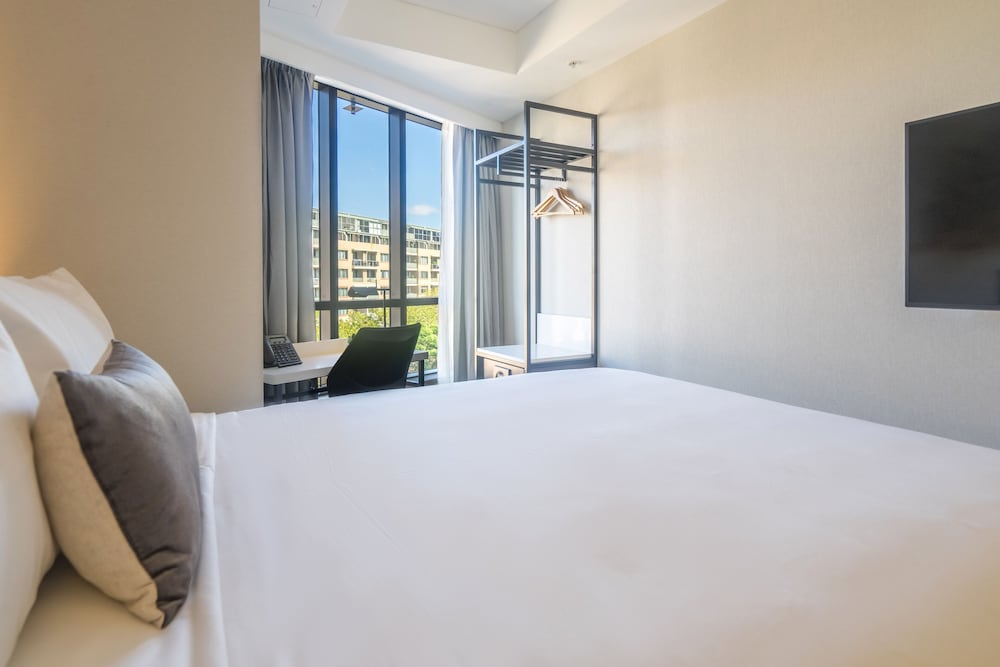 Фото Hotel Kith Darling Harbour