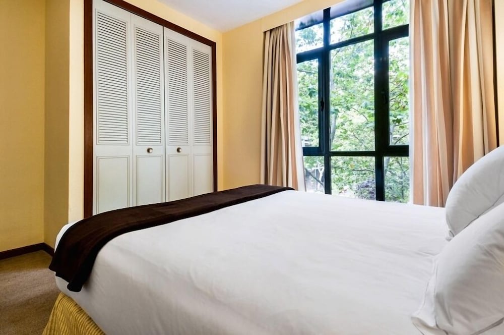 Фото Espahotel Plaza Basílica