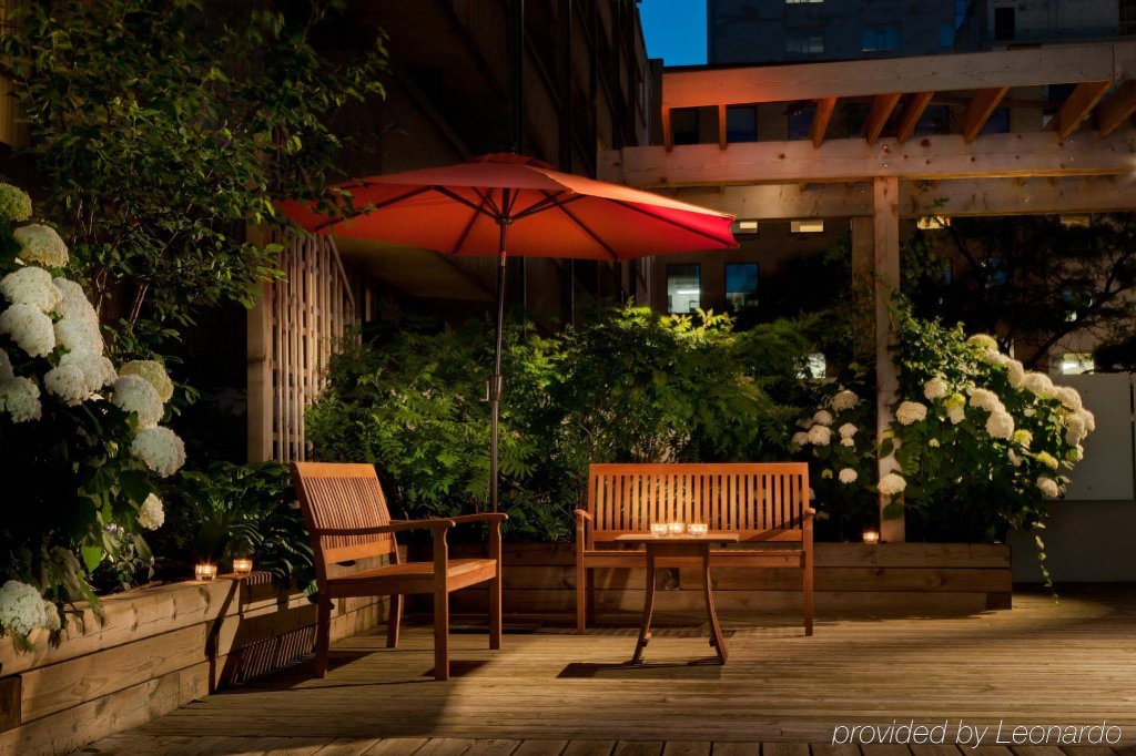 Фото Holiday Inn Toronto Downtown Centre, an Ihg Hotel