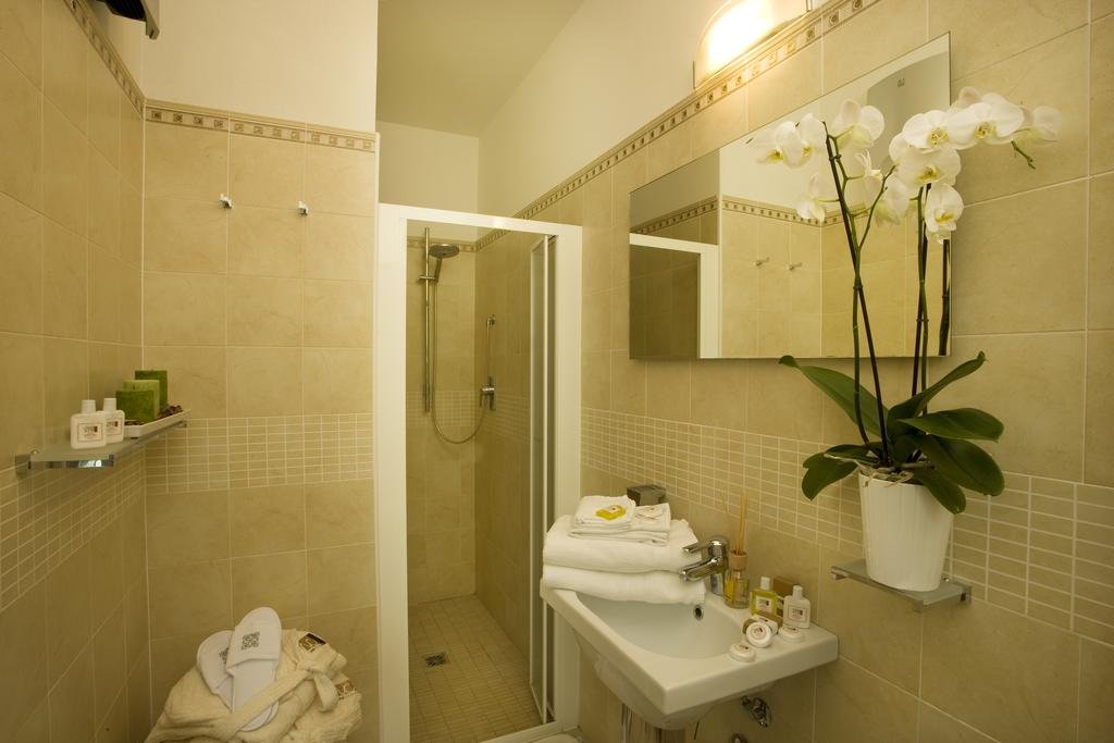 Фото Hotel Consuelo