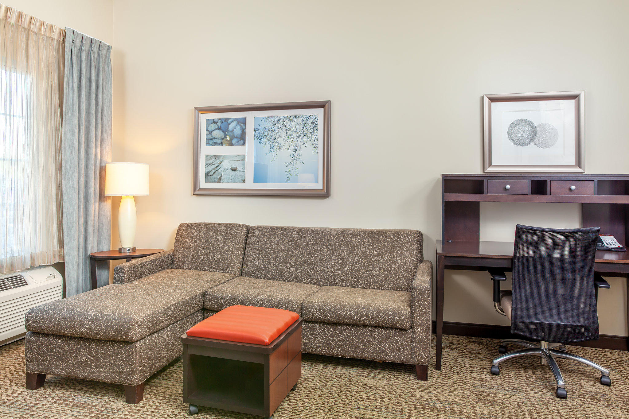 Фото Staybridge Suites Denver-Central Park, an Ihg Hotel