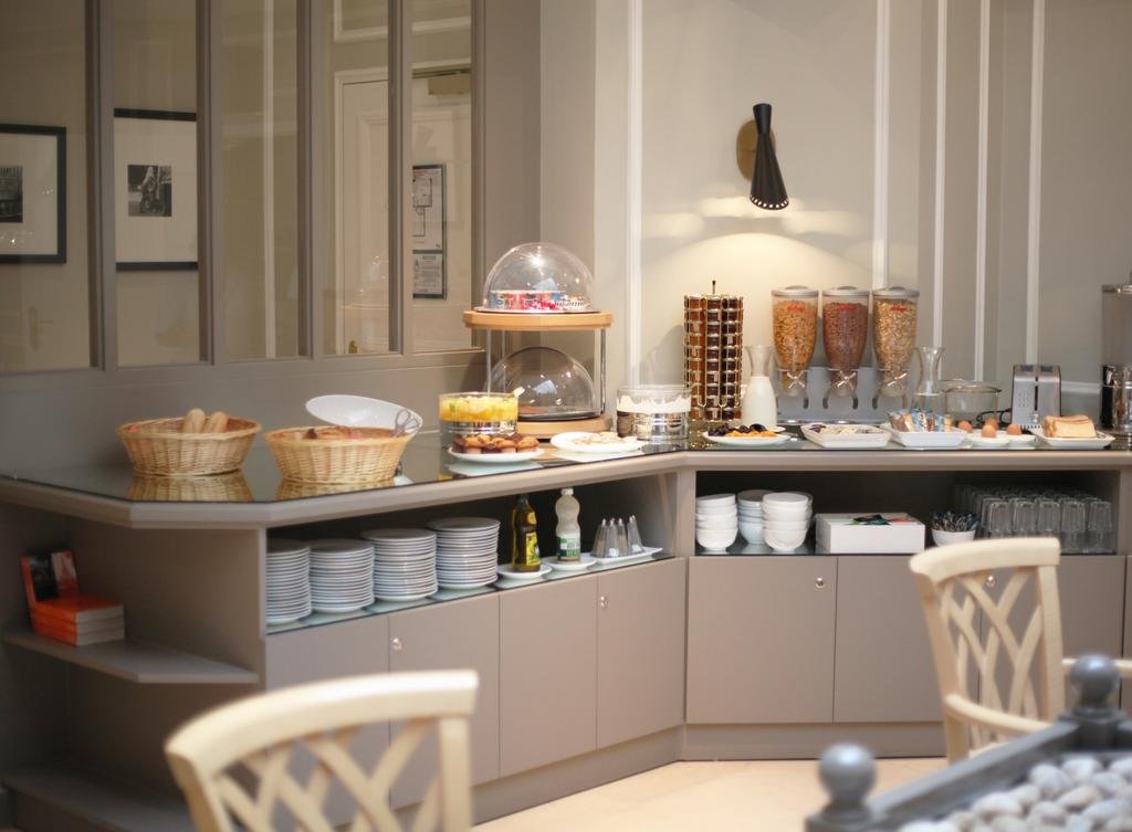 Фото Hotel Central Saint Germain