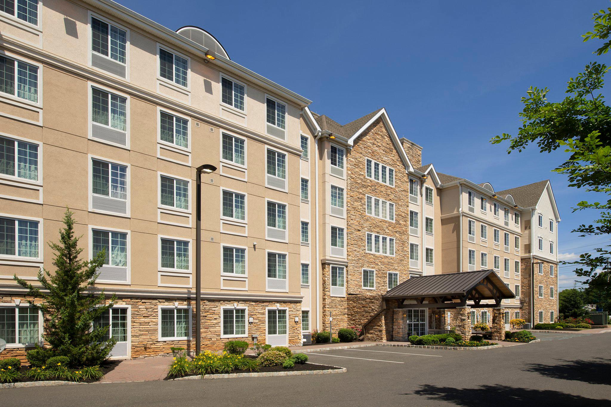 Фото Staybridge Suites North Brunswick, an Ihg Hotel