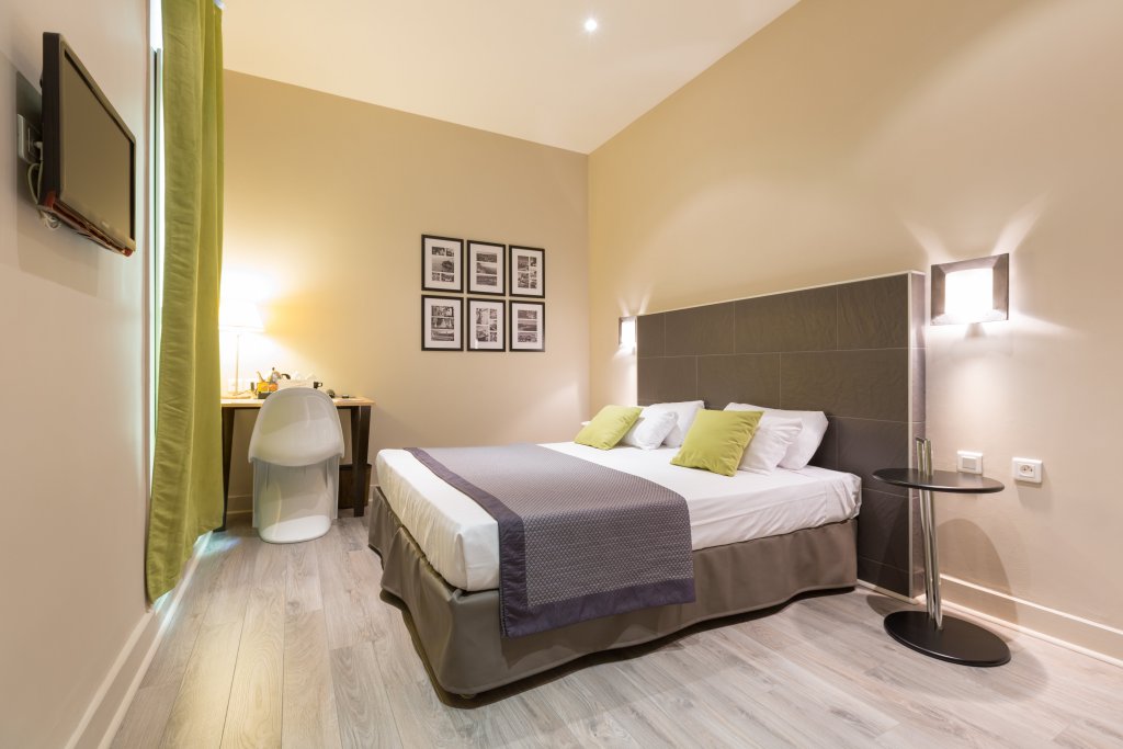 Фото Hotel  Amiraute