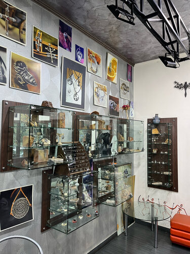 Kara Silver Fotoğraf 4