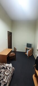 Parus (Nizhne-Pokrovskaya ulitsa, 50А), hotel